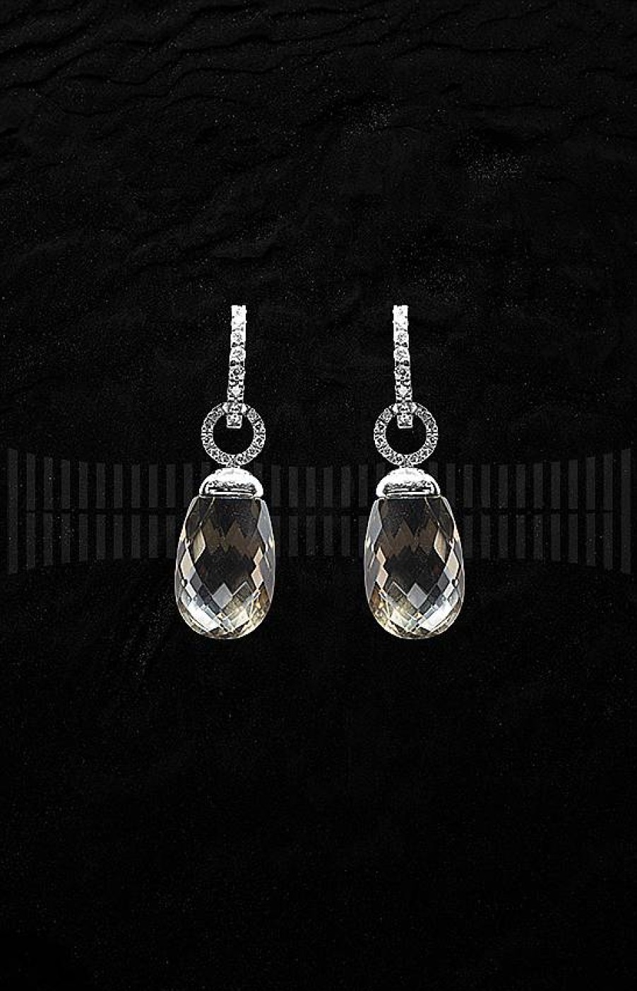 Joyer A Jenaro Pendientes De Oro Blanco Con Diamantes Y Tapacio